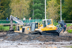 Очистка пруда проводилась силами Управления аварийно-восстановительных работ и Ухтаспецаводора