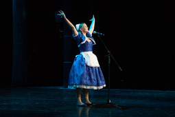 Анна Юхно на благотворительном концерте Дети детям