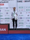 На дистанции 21,1 км в категории 23-34 года среди женщин III место заняла Ольга Ермилова (УАВР).