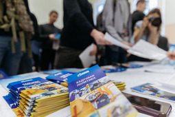 С 2013 года ПАО «Газпром» проводит ярмарки вакансий в Ухтинском государственном техническом университете