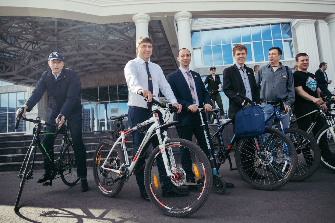 Сотрудники предприятия поддержали всероссийские флэшмобы «На работу на велосипеде»