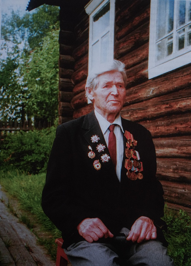 Попов Василий Николаевич, с. Троицко-Печорск (Республика Коми), 1999 г. Фотография из фондов Комнаты боевой Славы и Комплекса выставочных залов.