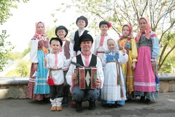Детский фольклорный ансамбль «Боркунцы» из села Нюксеница Вологодской области