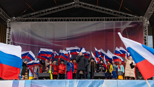 Ухтинские артисты подготовили концерт в поддержку президента и армии