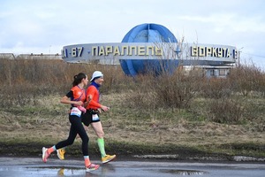 Беговое событие «Арктический марафон». Маршрут прошёл через самый узнаваемый символ заполярного города — памятного знака «Воркута — 67 параллель». 22 июня 2024 года, г. Воркута (Республика Коми).