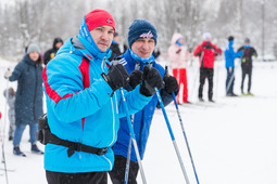 Участники лыжных гонок, г. Ухта