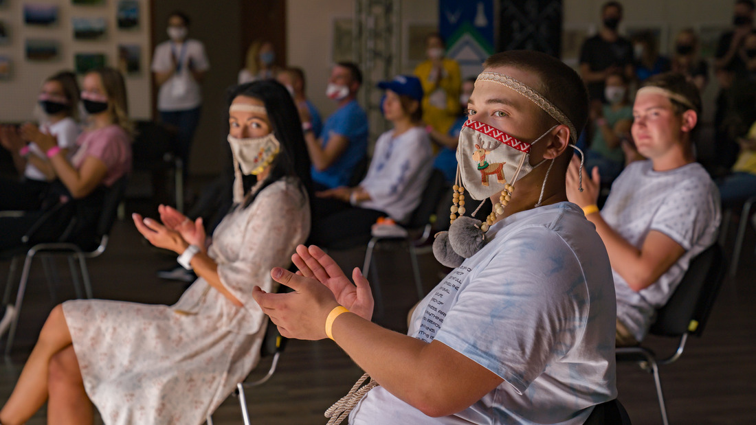 В рамках фестиваля прошел конкурс "Надевайте маски!" на самое оригинальное оформление средства индивидуальной защиты