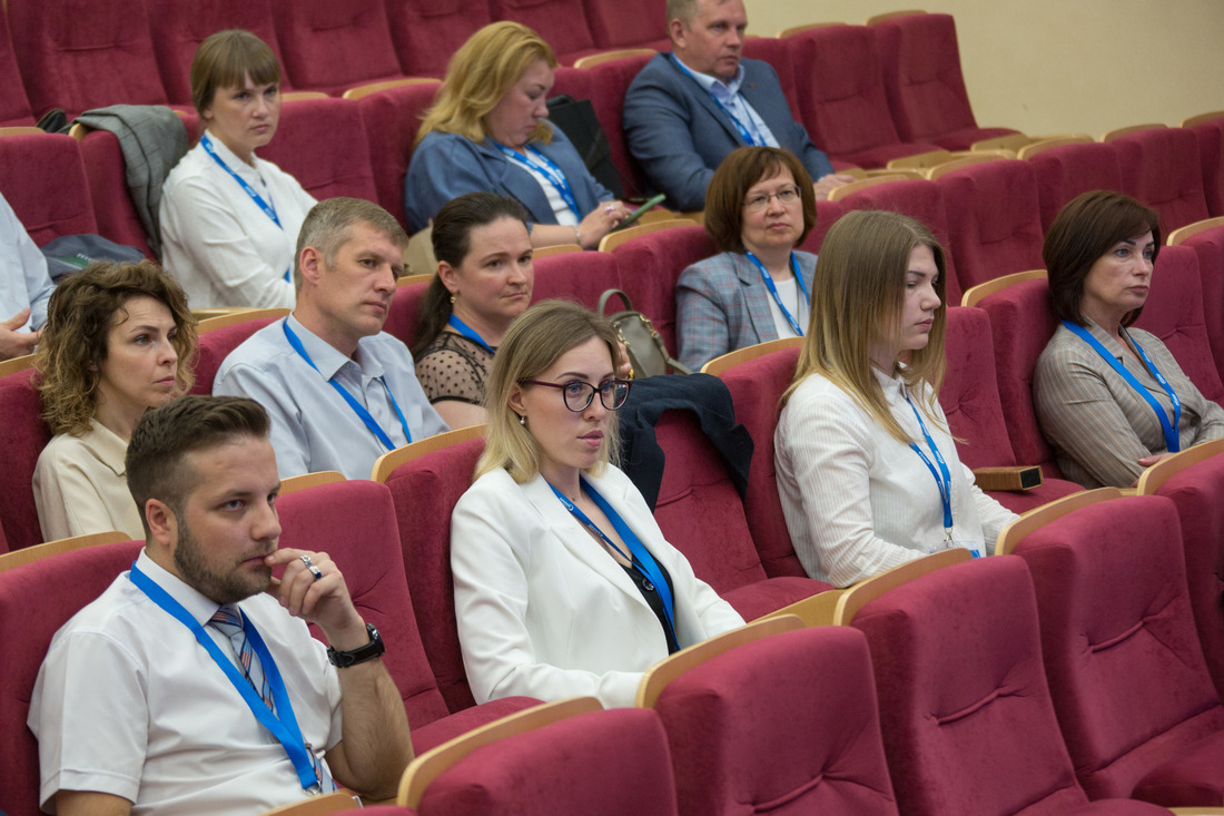 Участники семинара-совещания «Актуальные вопросы производственной безопасности»