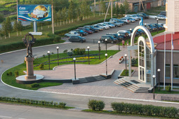Входная группа Комплекса выставочных залов в Ухте (фото из архивов ООО «Газпром трансгаз Ухта»)