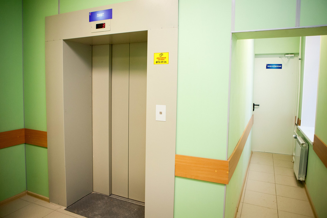 В горбольнице установлено три современных лифта