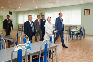 Андрей Дмитриевич осмотрел столовую и комнаты для приёма пищи Управления связи ООО «Газпром трансгаз Ухта»
