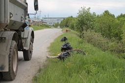 В Управлении технологического транспорта и специальной техники (УТТ и СТ) ООО «Газпром трансгаз Ухта» проходит много мероприятий с экологической направленностью, но главным мероприятием, реализующимся каждый год, является очищение прибрежной зоны озера в п. Озерный и р. Печоры в г. Вуктыл от накопившегося мусора.