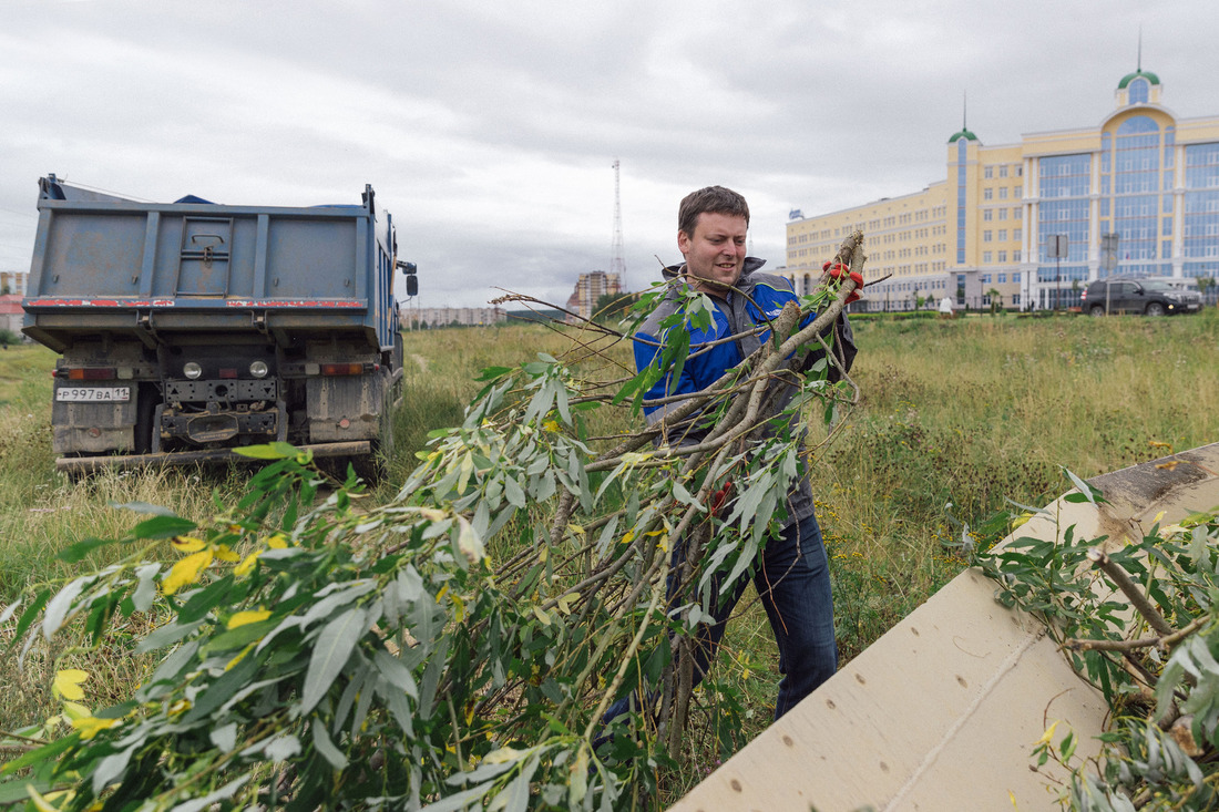 Сотрудники ООО «Газпром трансгаз Ухта» очистили от мусора водоемы от Воркуты до Ярославля