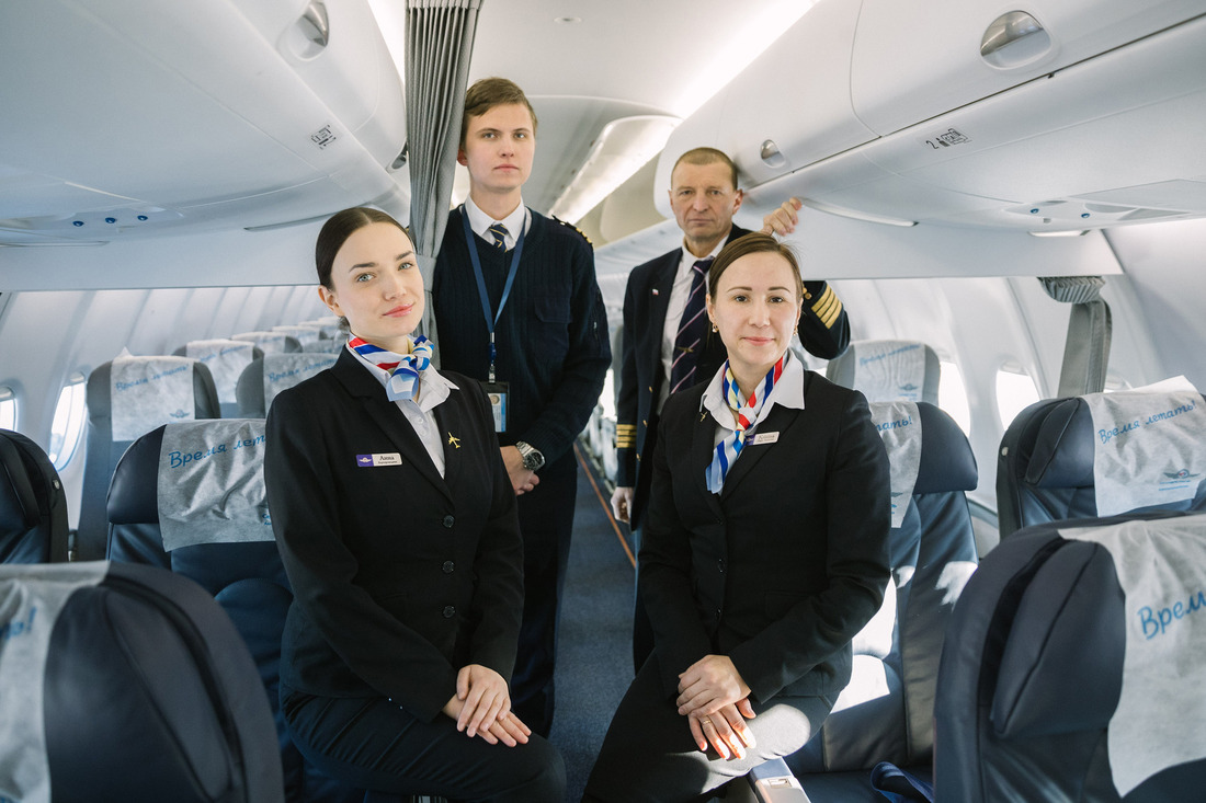 Экипаж Sukhoi Superjet 100 авиапредприятия «Северсталь»