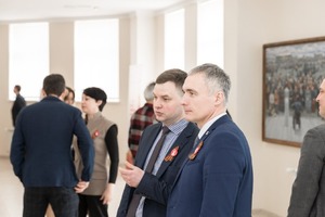 Открытие выставки «Эхо Победы: искусство, вдохновлённое подвигом», посвящённая 80-летию Великой Победы и Году защитника Отечества в России. 6 мая 2025 года, г. Ухта (Республика Коми).