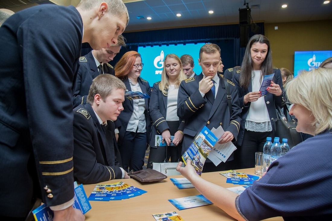 Собеседование студентов со специалистами отдела кадров ООО «Газпром трансгаз Ухта»
