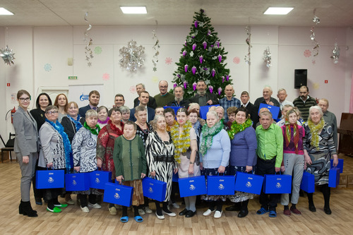 Сотрудники ООО «Газпром трансгаз Ухта» провели акцию «Тепло наших сердец» для одиноких пожилых людей, Ухта